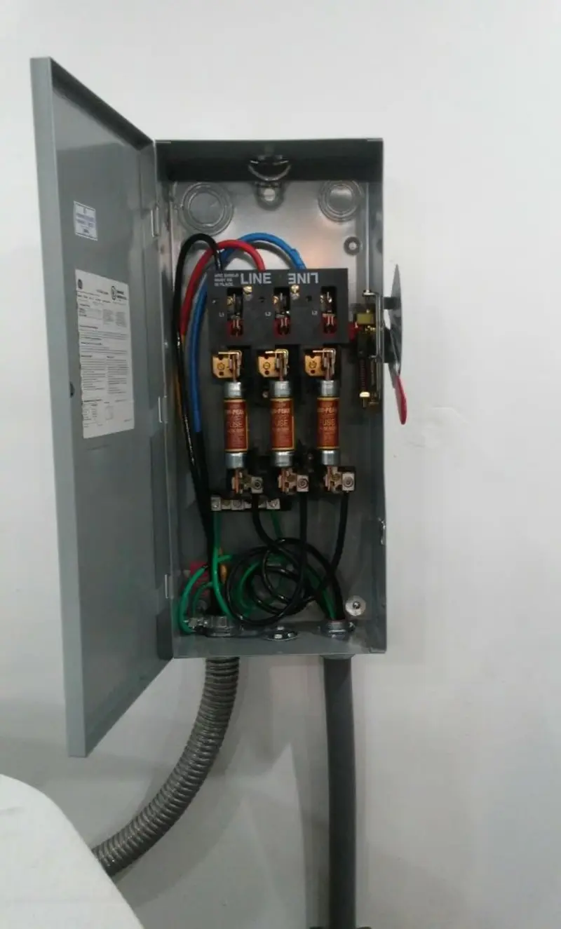 Three-phase disconnect switch installed for Electrical Wiring & Rewiring in Lake Lorraine
